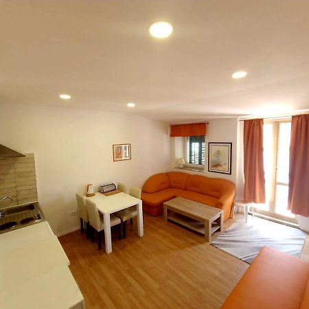 Apartments Eis バスカ エクステリア 写真
