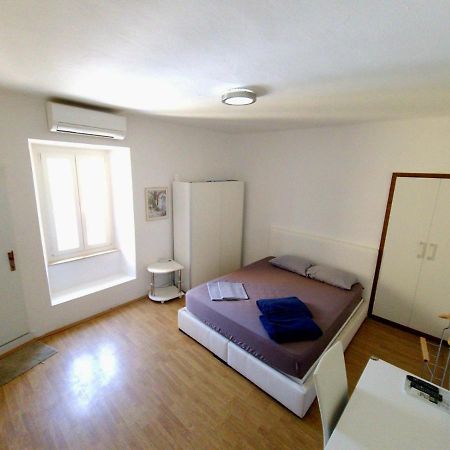 Apartments Eis バスカ エクステリア 写真